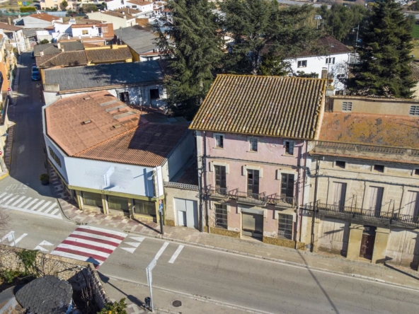 Casa-hitorica-en-venta-en-cellera-de-ter (2)