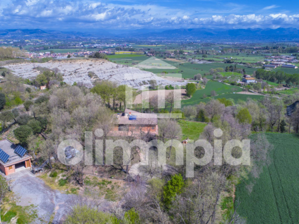 CASA EN VENTA EN SANT JULIA DE VILATORTA (18)