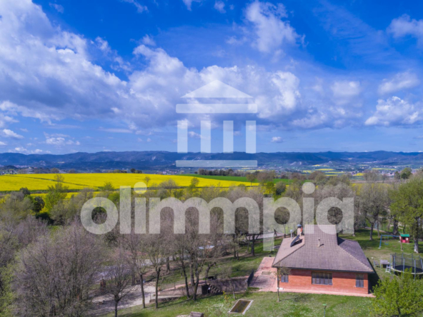 CASA EN VENTA EN SANT JULIA DE VILATORTA (25)