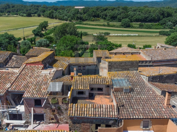 CasaRustica per reformar al Baix Empordà-35